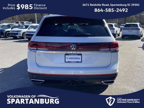 Used 2024 Volkswagen Atlas SE image 5