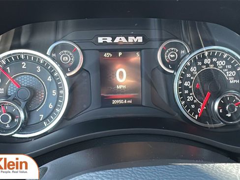 Used 2024 RAM 2500 Big Horn w/ Bed Utility Group image 19