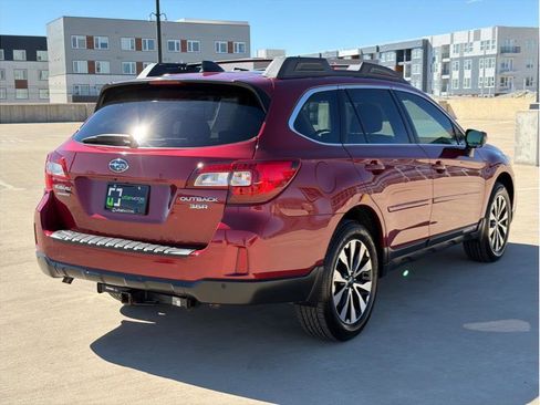 Used 2017 Subaru Outback 3.6R Limited image 8