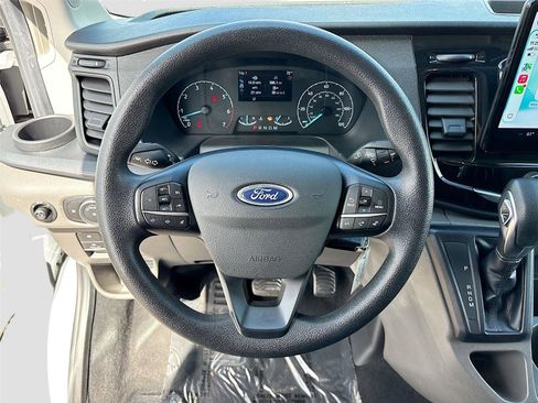 Used 2024 Ford Transit 350 XLT image 11
