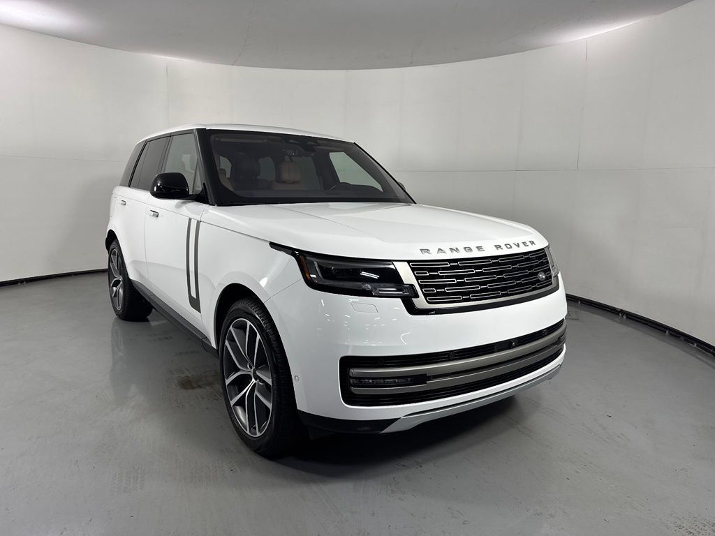 Used 2023 Land Rover Range Rover SE AWD/4WD image 4