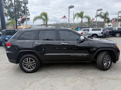 Used 2021 Jeep Grand Cherokee Limited AWD/4WD image 8