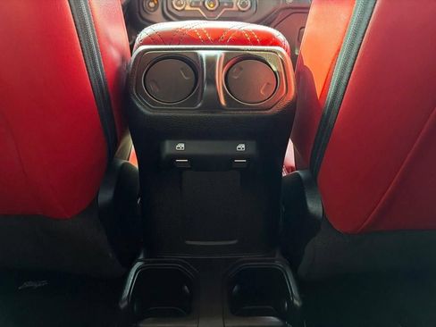 Used 2020 Jeep Wrangler Unlimited Sport S AWD/4WD image 19