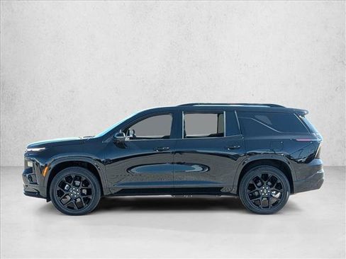 New 2026 Chevrolet Traverse RS w/ LPO, Floor Liner Package FWD image 8