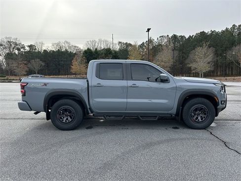 New 2026 Nissan Frontier Pro-X image 9