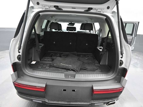 Certified 2026 Hyundai Santa Fe SEL AWD/4WD image 14