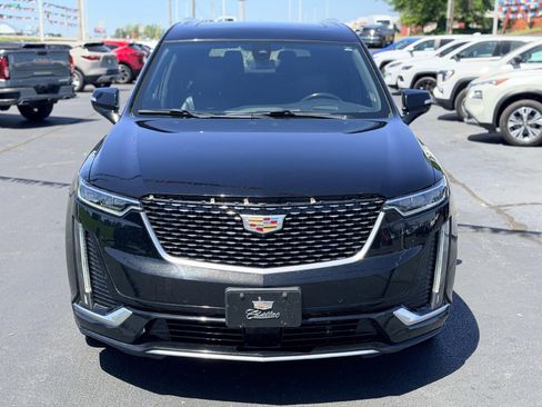 Used 2020 Cadillac XT6 Premium Luxury AWD/4WD image 2
