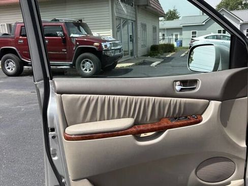 Used 2005 Toyota Sienna XLE FWD image 13