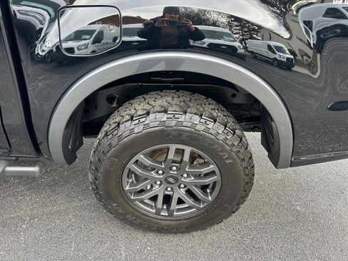 Used 2023 Ford Ranger Lariat w/ Tremor Off-Road Package image 32