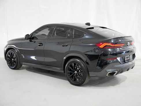 Used 2020 BMW X6 M50i w/ Executive Package AWD/4WD image 3