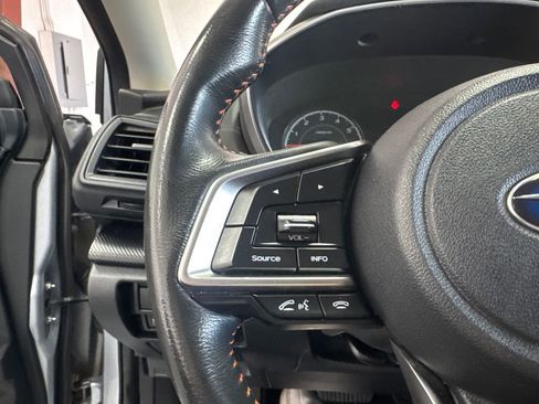 Used 2018 Subaru Crosstrek 2.0i Premium AWD/4WD image 12