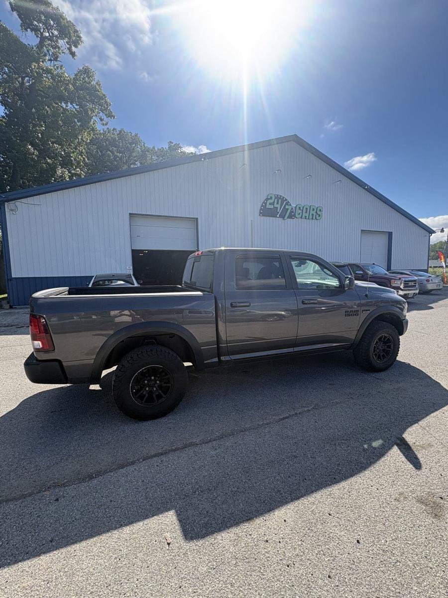 Used 2018 RAM 1500 Rebel w/ Ram 1500 Black Rebel Group AWD/4WD image 12