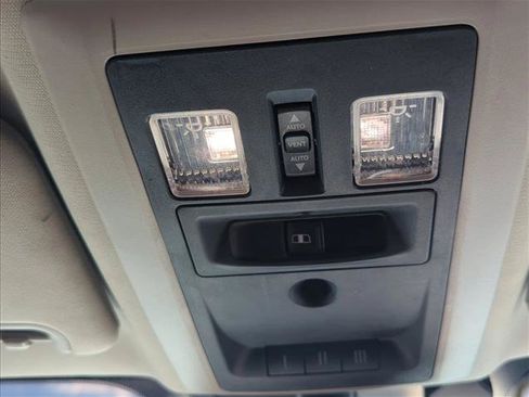 Used 2018 RAM 1500 Laramie Longhorn w/ Convenience Group AWD/4WD image 16