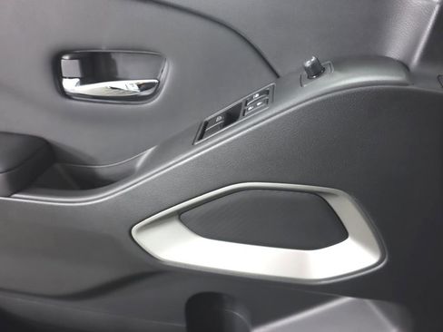 Certified 2024 Nissan Frontier SV w/ SV Convenience Package image 22