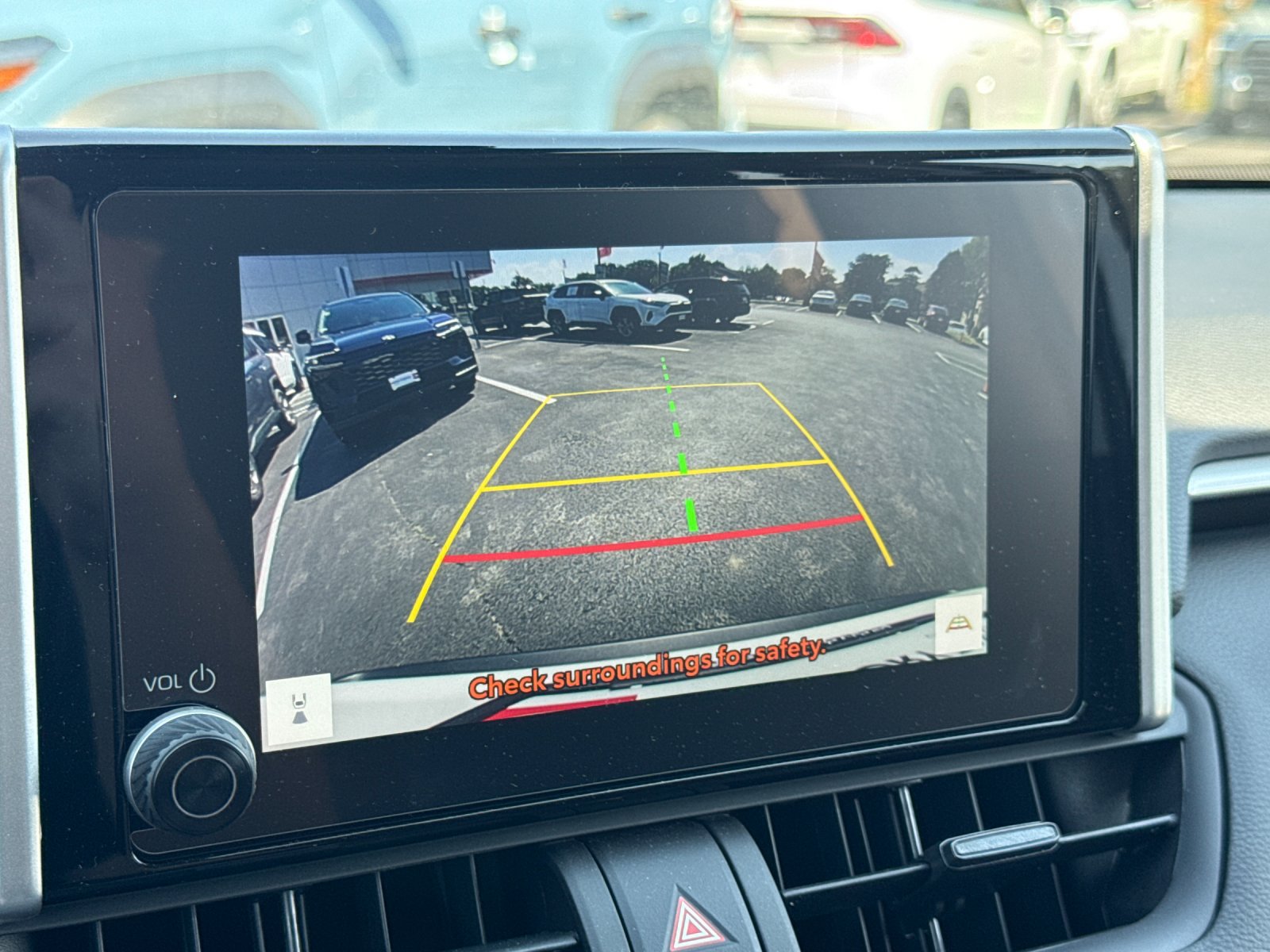 Used 2025 Toyota RAV4 XLE w/ Weather Package AWD/4WD image 15