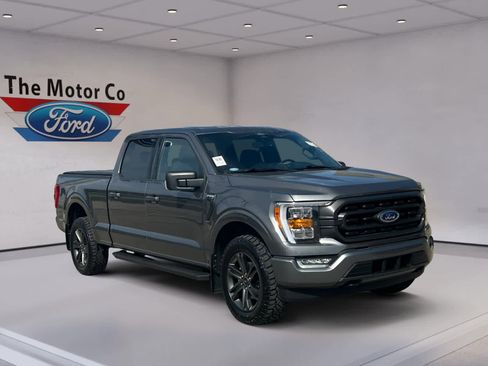 Used 2022 Ford F150 XLT w/ Equipment Group 302A High AWD/4WD image 3