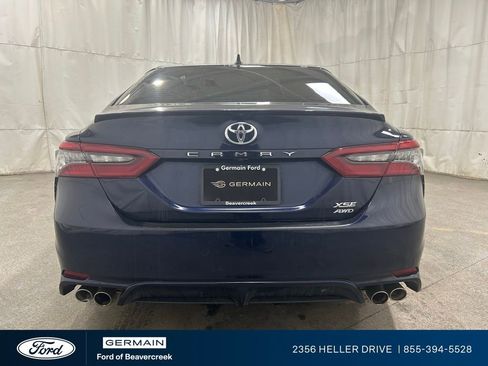 Used 2021 Toyota Camry XSE image 7