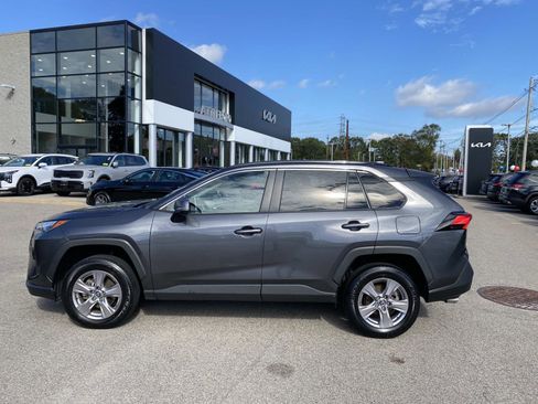 Used 2023 Toyota RAV4 XLE image 2