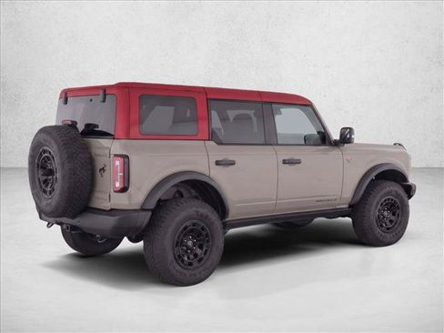 Used 2026 Ford Bronco Badlands AWD/4WD image 7