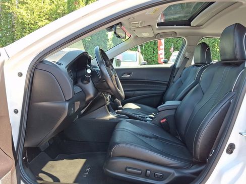 Used 2022 Acura ILX w/ Premium Package FWD image 13