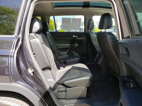 Used 2019 Volkswagen Atlas SEL Premium AWD/4WD image 17