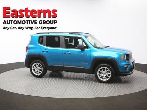 Used 2022 Jeep Renegade Latitude w/ Convenience Group AWD/4WD image 47