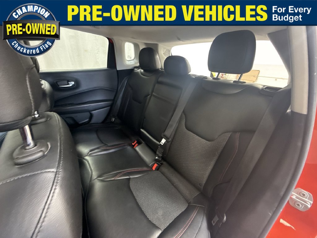 Used 2018 Jeep Compass Trailhawk w/ Navigation Group AWD/4WD image 33