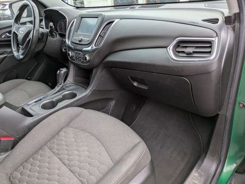 Used 2018 Chevrolet Equinox LT image 24