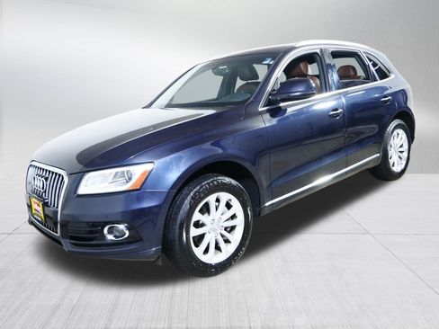 Used 2016 Audi Q5 2.0T Premium Plus w/ Technology Package image 3