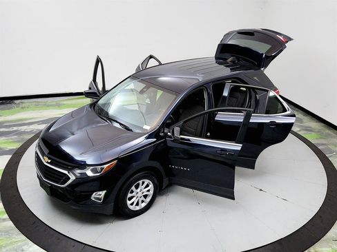 Used 2020 Chevrolet Equinox LT AWD/4WD image 36