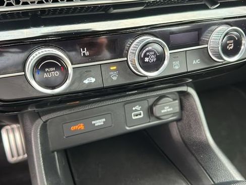 Used 2023 Honda Civic Sport image 16