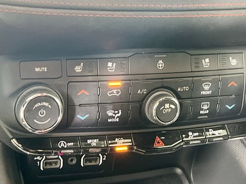 Used 2023 Dodge Durango GT image 20