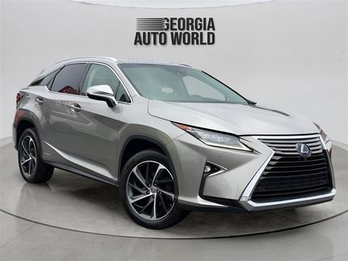 Used 2017 Lexus RX 450h AWD image 4