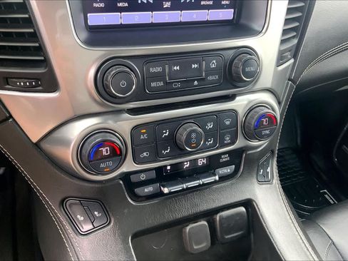 Used 2018 Chevrolet Tahoe LT AWD/4WD image 34