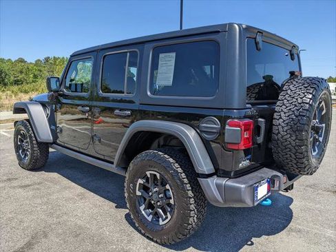 Certified 2025 Jeep Wrangler Unlimited Rubicon 4xe w/ Convenience Group image 17