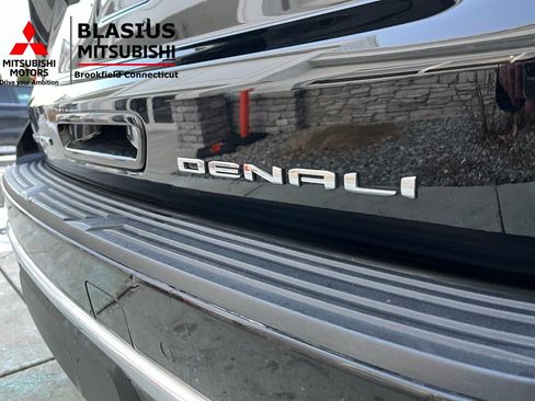 Used 2023 GMC Yukon XL Denali w/ Max Trailering Package image 43