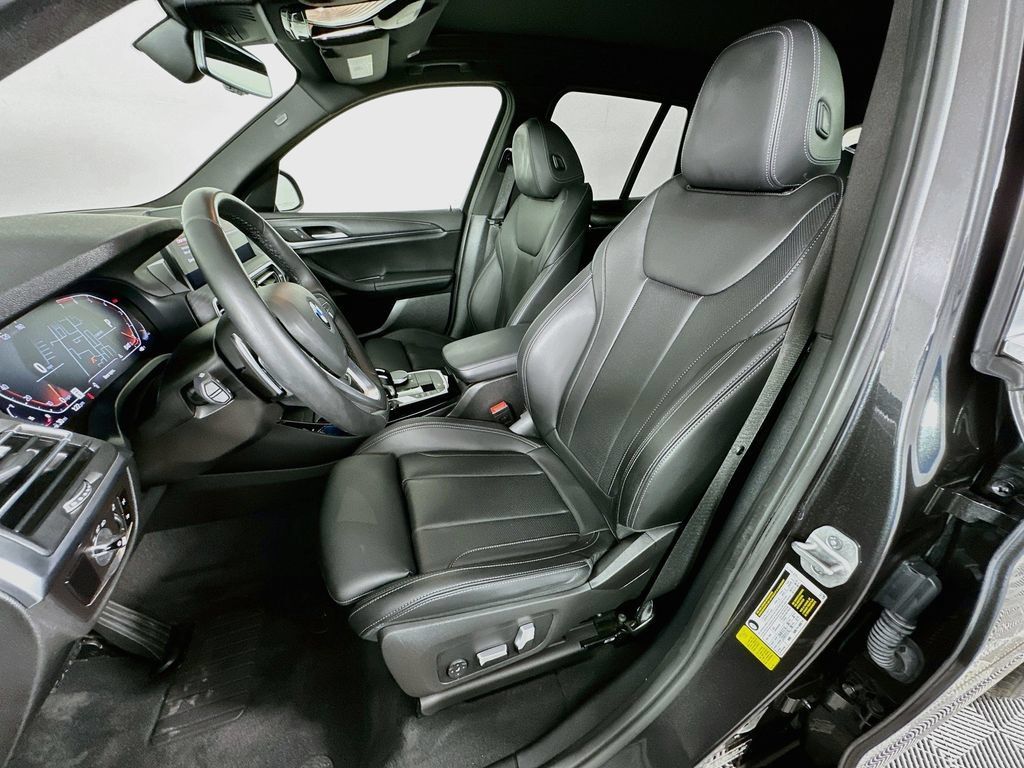 Used 2024 BMW X3 sDrive30i w/ Premium Package RWD image 21