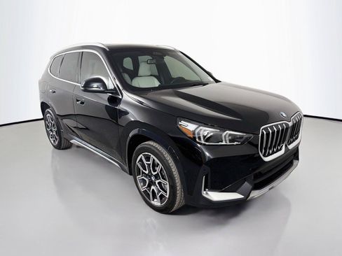 New 2026 BMW X1 xDrive28i w/ Technology Package AWD/4WD image 3