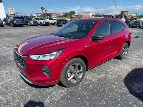 Used 2023 Ford Escape ST-Line AWD/4WD image 5