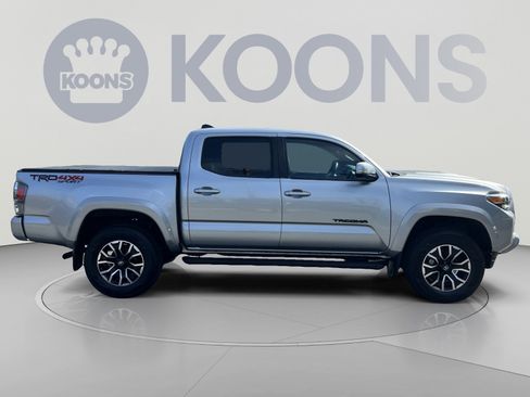 Used 2023 Toyota Tacoma TRD Sport w/ Advanced Technology Package AWD/4WD image 8