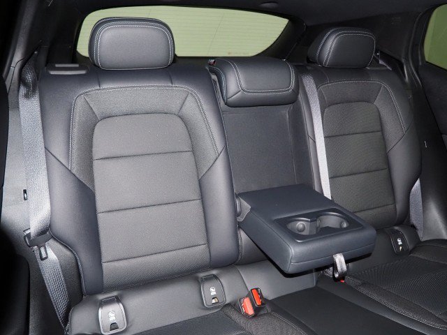 Used 2024 Chevrolet Equinox EV FWD LT w/ 2LT w/ LPO, Blackout Package image 15