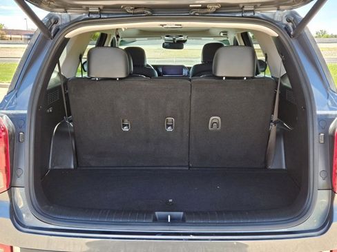 Used 2022 Hyundai Palisade SEL w/ Premium Package image 6