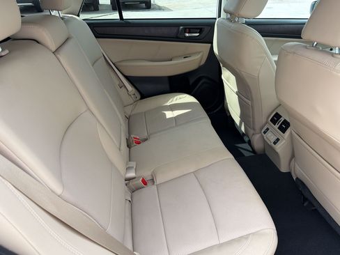 Used 2019 Subaru Outback 2.5i Limited w/ Popular Package #2 AWD/4WD image 30