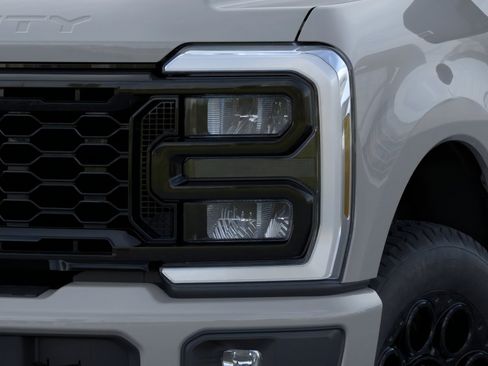 New 2026 Ford F350 Lariat w/ Black Appearance Package AWD/4WD image 18