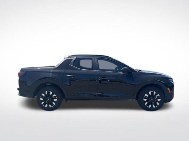 Used 2025 Hyundai Santa Cruz SEL AWD/4WD image 2