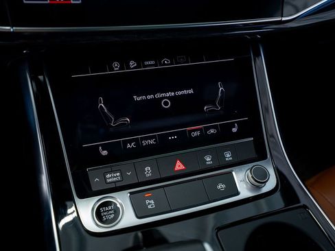 Used 2023 Audi Q7 2.0T Premium AWD/4WD image 43