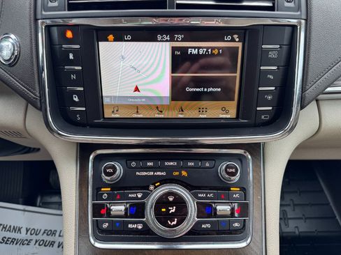 Used 2018 Lincoln Continental Reserve w/ Technology Package AWD/4WD image 21