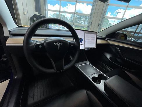 Used 2021 Tesla Model 3 Standard Range RWD image 14