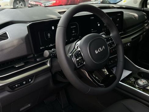 New 2026 Kia Carnival SX Prestige FWD image 21