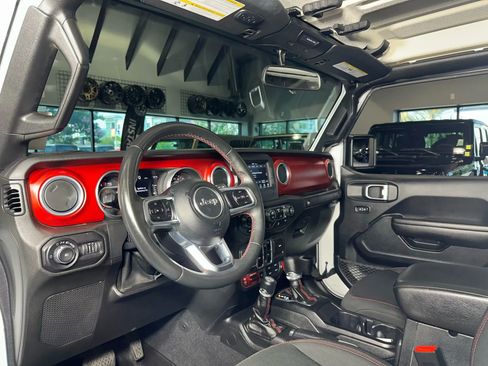 Used 2018 Jeep Wrangler Unlimited Rubicon w/ LED Lighting Group image 14